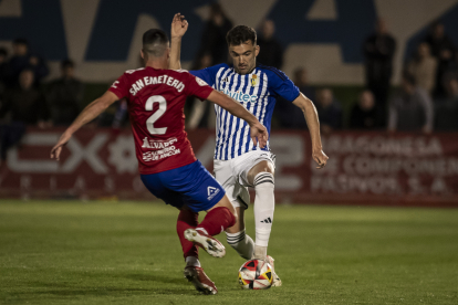 Juanfran García se estrenó con derrota al frente de la Ponferradina ante la SD Tarazona.