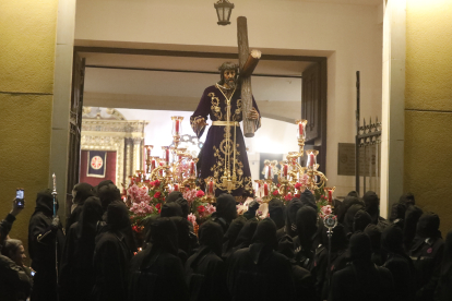 Un momento de la Procesión de la Pasión.