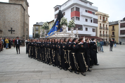 Procesión del Domingo de Resurrección en Ponferrada.