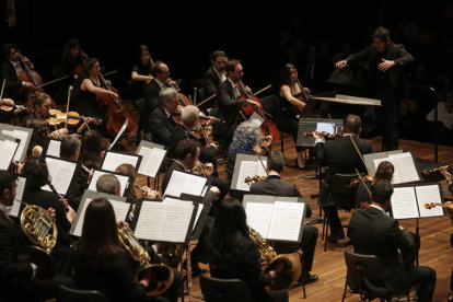 Concierto de la orquesta sinfónica Odón Alonso. F. Otero Perandones.