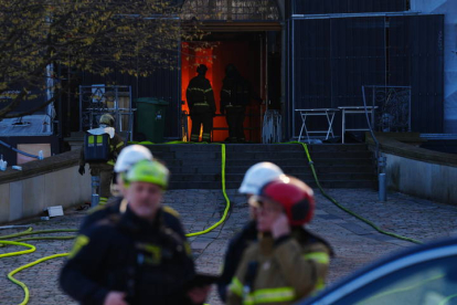 Incendio en la Bolsa de Copenhague.