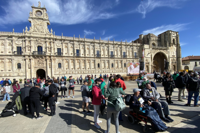 Carrera popular organizada por la Junta para celebrar el día de Castilla y León en la capital leonesa