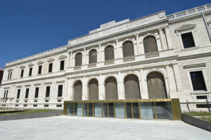 El Palacio de la Justicia, sede del Tribunal Superior de Justicia de Castilla y León.