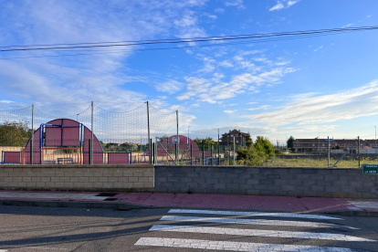 Terrenos para la instalación de un edificio de usos múltiples en Ribaseca.