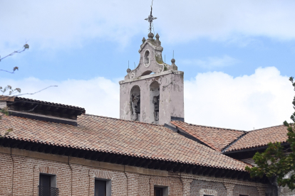 El monasterio de Santa Clara permanece cerrado a las visitas tras el anuncio de la comunidad de clarisas de situarse bajo la tutela del excomulgado Pablo de Rojas
