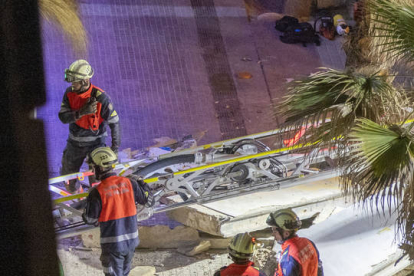 Cuatro personas han fallecido y al menos 27 han resultado heridas al desplomarse en la Playa de Palma (isla de Mallorca) el restaurante 'Medusa Beach Club'.