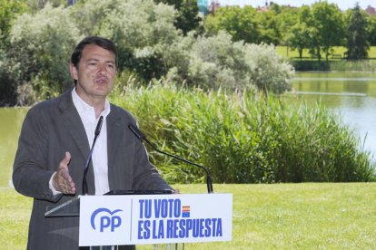 El presidente del PP de Castilla y León, Alfonso Fernández Mañuec