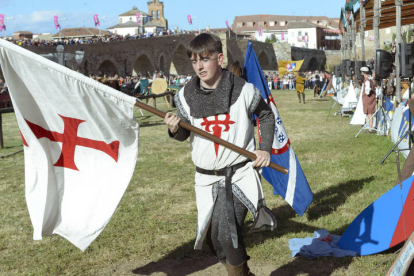 Hospital de Órbigo se convierte un día más en el epicentro de la recreación medieval con una edición más de sus Justas Medievales.