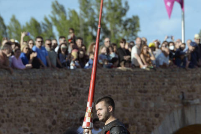 Hospital de Órbigo se convierte un día más en el epicentro de la recreación medieval con una edición más de sus Justas Medievales.