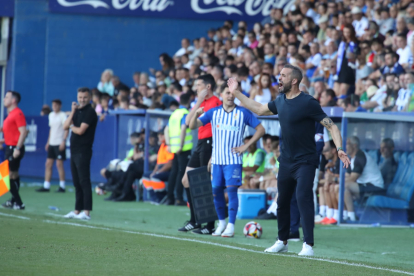 Banquillo blanquiazul.