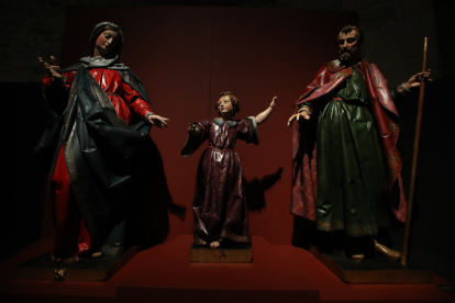 Las mejores imágenes de la exposición de Las Edades del Hombre en la iglesia de Santiago y la Colegiata de Villafranca