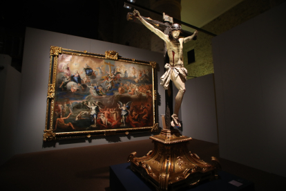 Las mejores imágenes de la exposición de Las Edades del Hombre en la iglesia de Santiago y la Colegiata de Villafranca