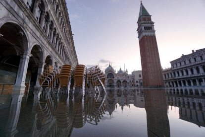 Imagen de archivo de la Plaza de San Marcos de Venecia en una inundación. EFE/EPA/ANDREA MEROLA