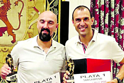 Rubén Barragán y José C. Revilla, campeón y subcampeón de Plata 1.