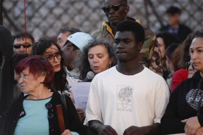 La Plataforma de Apoyo a Personas Refugiadas y Migrantes leyó el manifiesto en Botines. maría fuentes