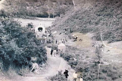 La resurrección de la ermita del poblado minero de San Pedro destruido en Igüeña.