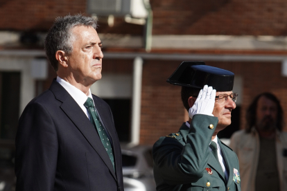 El director general de la Guardia Civil, Leonardo Marcos, preside la toma de posesión del nuevo jefe de la Guardia Civil en Castilla y León, José Antonio Fernández de Luz