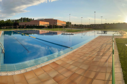 Las piscinas municipales de Astorga ya están abiertas al público.