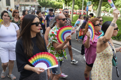 El desfile lúdico por las calles de León, este viernes.