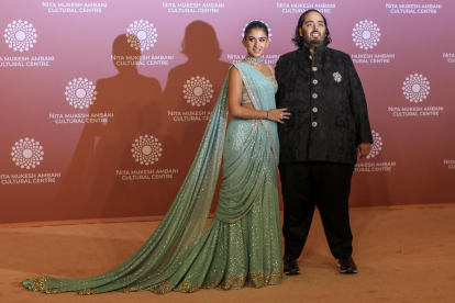 Imagen de archivo de Anant Ambani y Radhika Merchant. EFE/EPA/DIVYAKANT SOLANKI