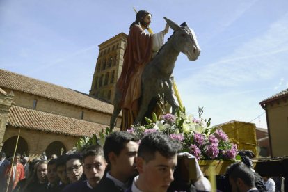 PROCESIÓN DEL DOMINGO DE RAMOS EN SAHAGÚN