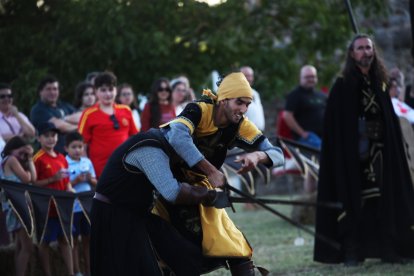 Justas y cena popular en el Medieval de Carracedo