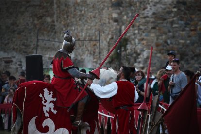 Justas y cena popular en el Medieval de Carracedo