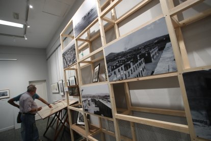 La Biblioteca abre una muestra sobre los años del Ensanche de Ponferrada