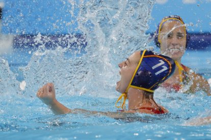 La waterpolista española Maica García Godoy celebra tras marcar ante Australia.