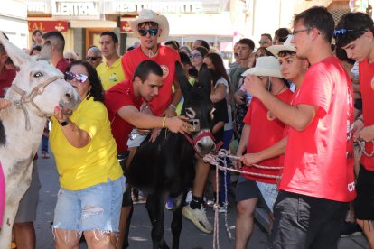 Un momento del evento, uno de los actos que más público congrega y más expectación causa en la fiestas de Boñar.