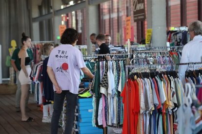 Los comerciantes se han instalado en el Museo del Ferrocarril