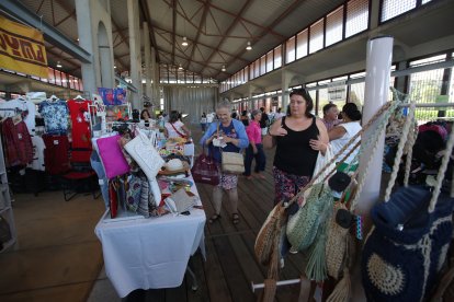 Los comerciantes se han instalado en el Museo del Ferrocarril