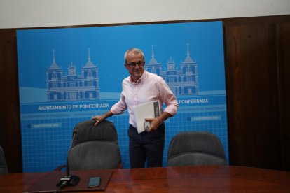 Luis Antonio Moreno, concejal de Hacienda de Ponferrada, al anunciar el acuerdo con el Banco de Santander sobre la deuda del crédito del Mundial de Ciclismo de 2014.