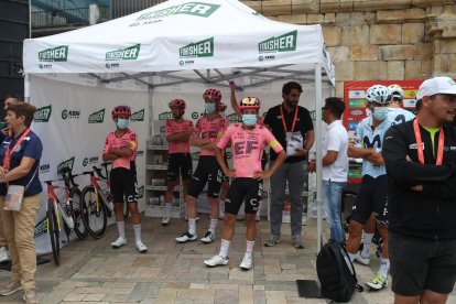 Decimocuarta etapa de la vuelta ciclista con un recorrido de media montaña entre Villafranca del Bierzo y Villablino.