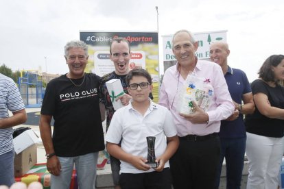 Entrega de premios del torneo benéfico de golf de Aspace León