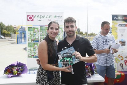 Entrega de premios del torneo benéfico de golf de Aspace León