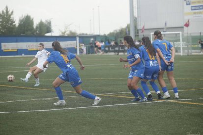 Segunda edición del triangular sénior femenino organizada por el CD Olímpico de León