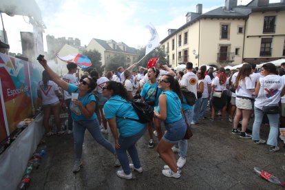 Fiesta de las peñas, en el inicio de la Encina, que fue una de las grandes novedades del programa