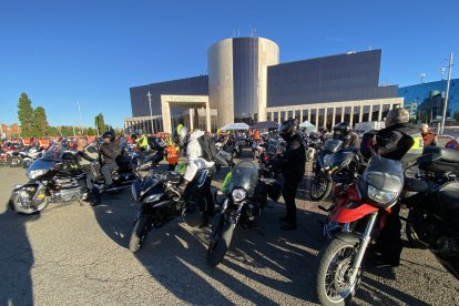 Una ruta motera celebra hoy los 65 años de la de la Unidad de Motos de la Guardia Civil