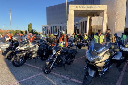 Una ruta motera celebra hoy los 65 años de la de la Unidad de Motos de la Guardia Civil