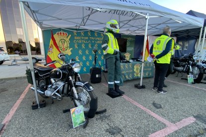 Una ruta motera celebra hoy los 65 años de la de la Unidad de Motos de la Guardia Civil