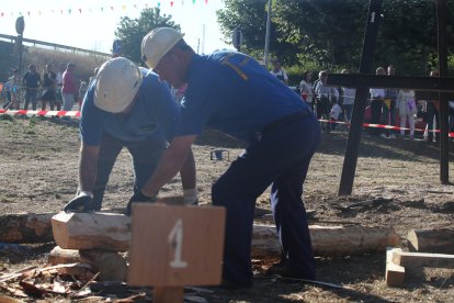 Una decena de parejas y numeroso público dio forma al certamen.