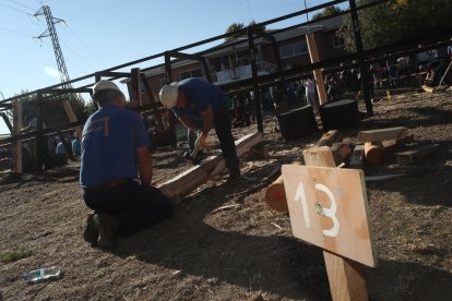 Una decena de parejas y numeroso público dio forma al certamen.