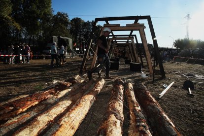 Una decena de parejas y numeroso público dio forma al certamen.