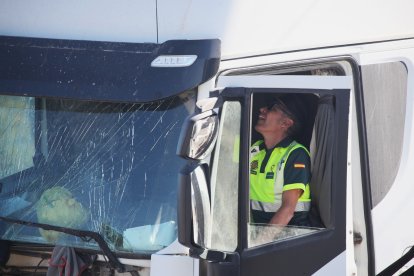 El accidente le ha costado la vida a tres personas y otras dos han resultado heridas.