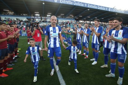 Imagen del partido homenaje al jugador blanquiazul.