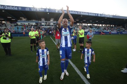 Imagen del partido homenaje al jugador blanquiazul.