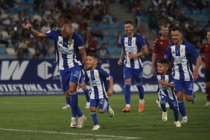 Imagen del partido homenaje al jugador blanquiazul.