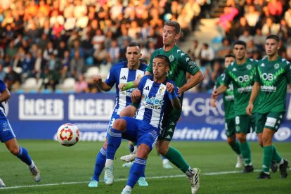 Derrota en casa de la SD Ponferradina.