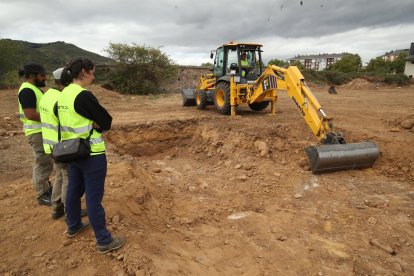 Concluyen las excavaciones para exhumar víctimas de la represión franquista en el cementerio del Carmen de Ponferrada